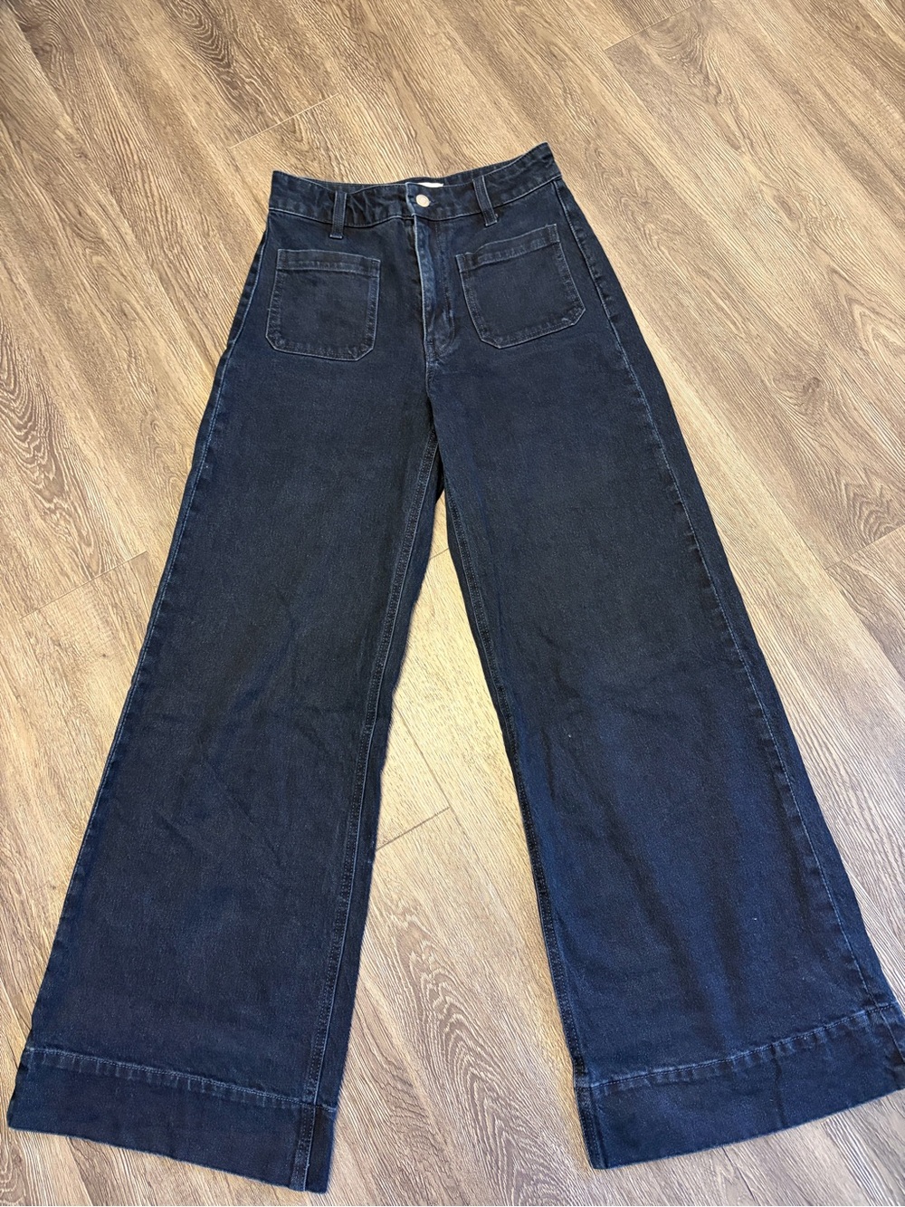 H&M Wide Leg Flare Jeans - Dark Wash